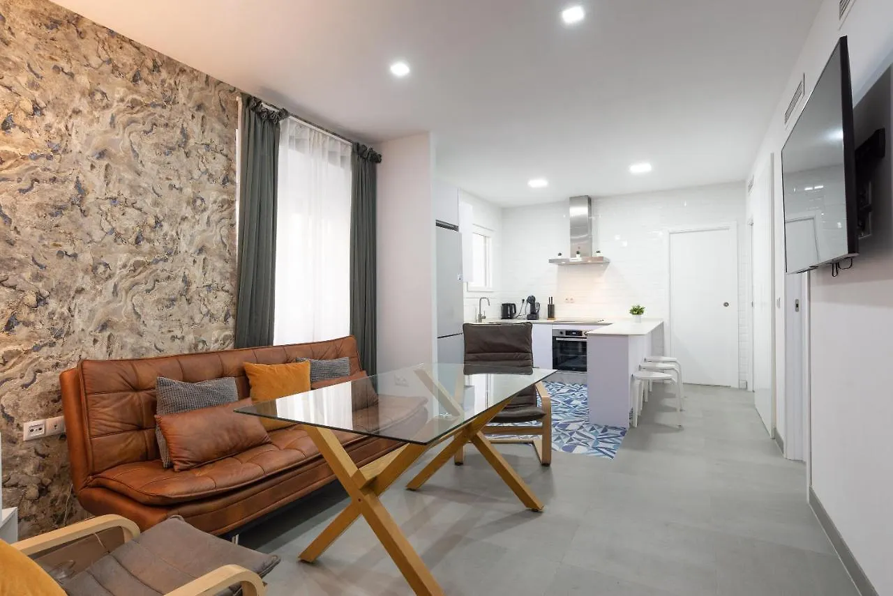 Alferez III By Ele Apartments Малага